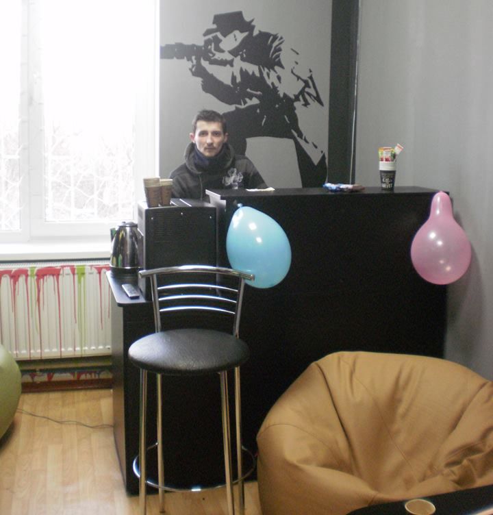 У Щасливцево відкрилося молодіжне арт-кафе "Творча майстерня"
